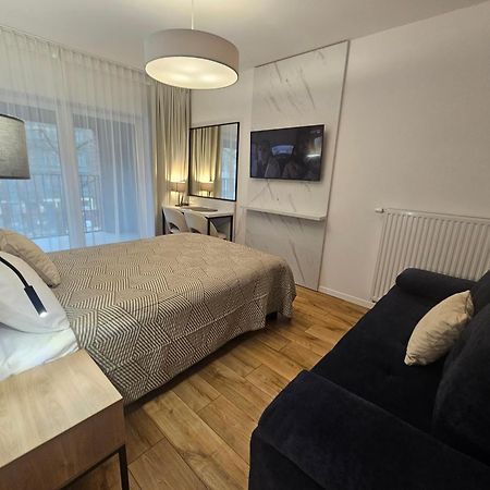 City Sense New Apartments - Main Station And City Center Breslavia Esterno foto