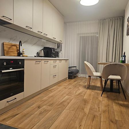 City Sense New Apartments - Main Station And City Center Breslavia Esterno foto