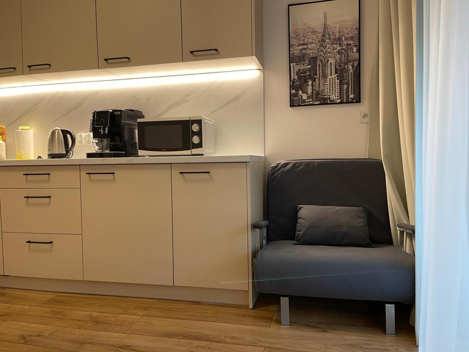 City Sense New Apartments - Main Station And City Center Breslavia Esterno foto