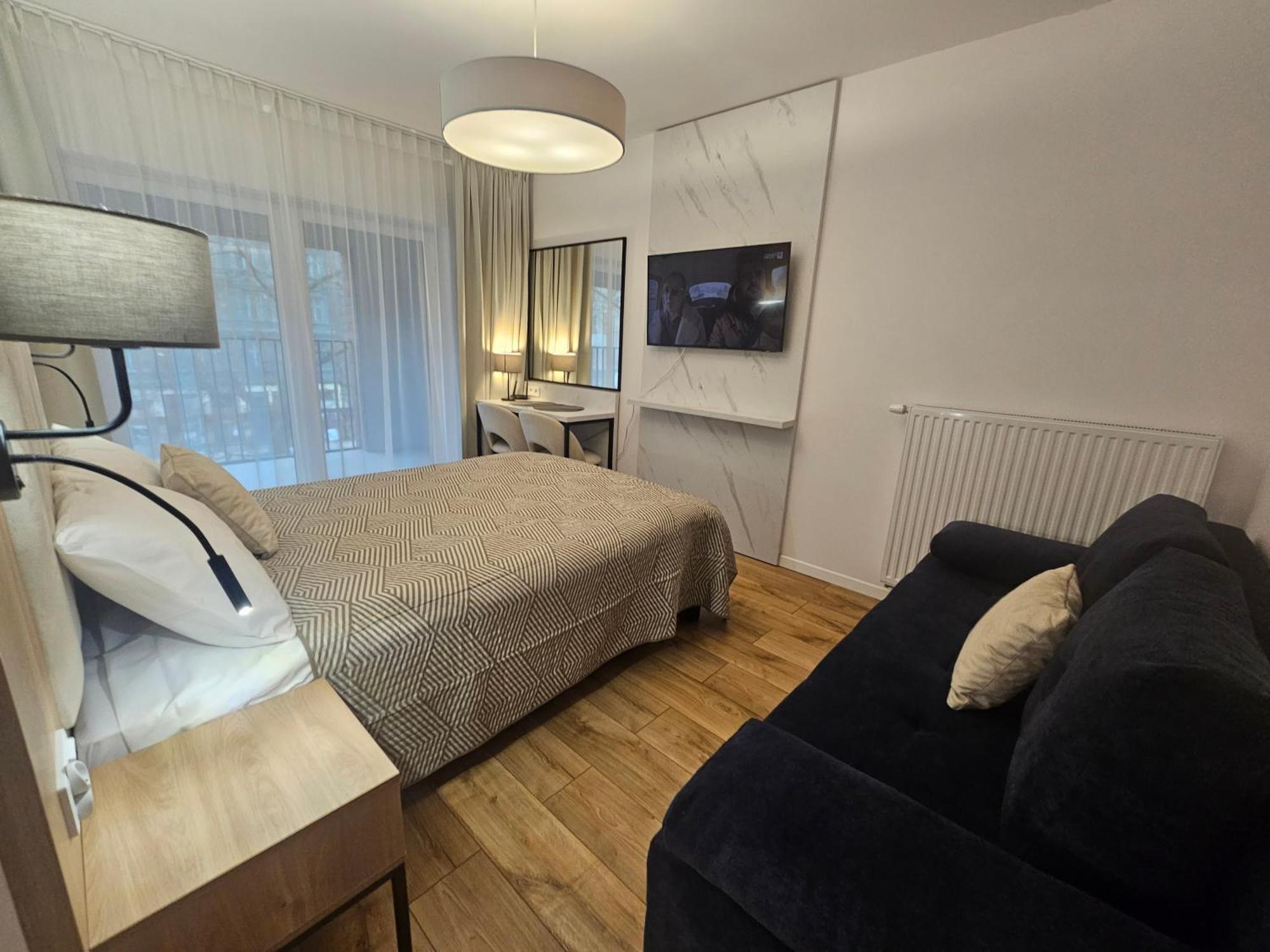 City Sense New Apartments - Main Station And City Center Breslavia Esterno foto