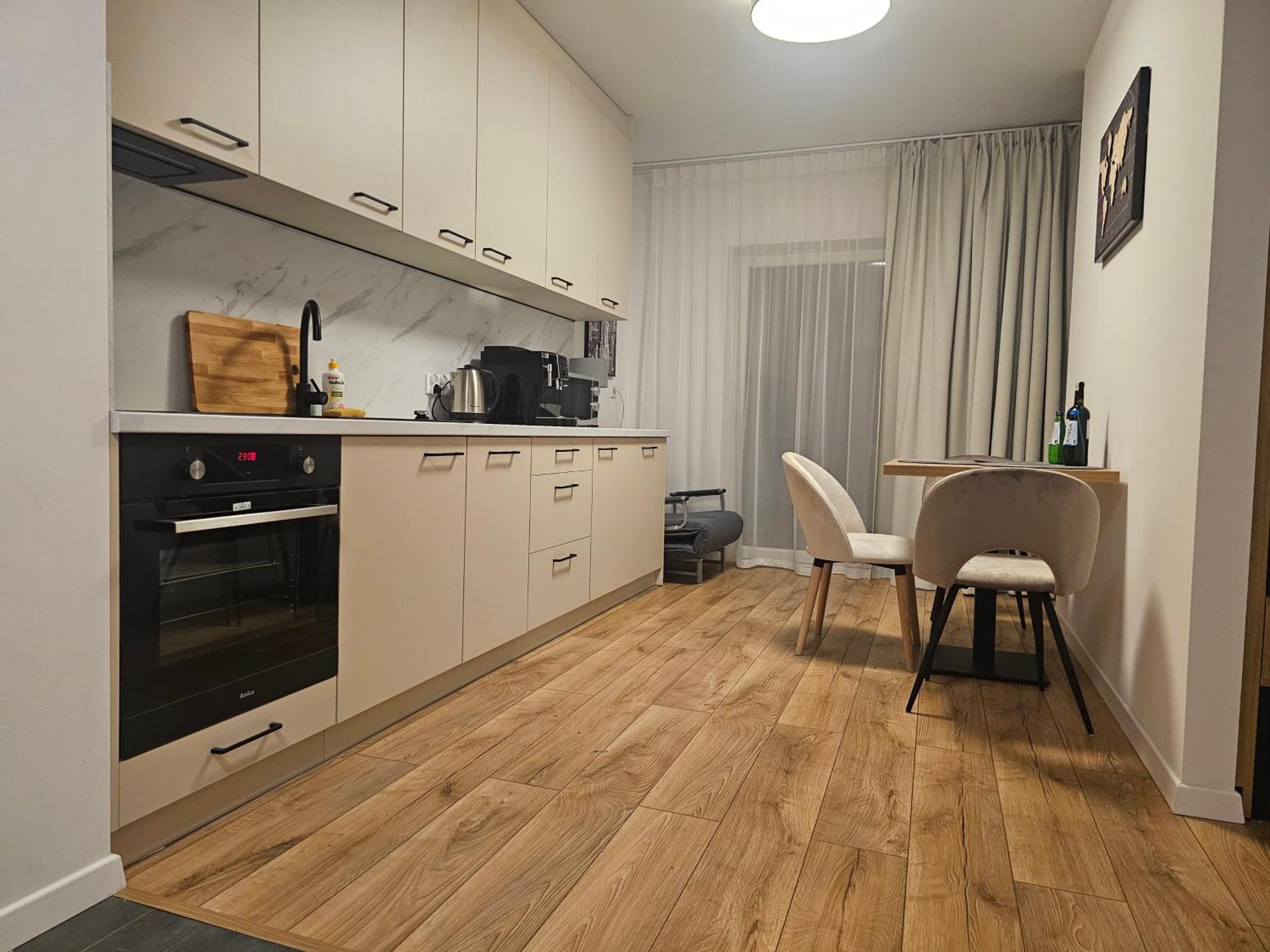 City Sense New Apartments - Main Station And City Center Breslavia Esterno foto