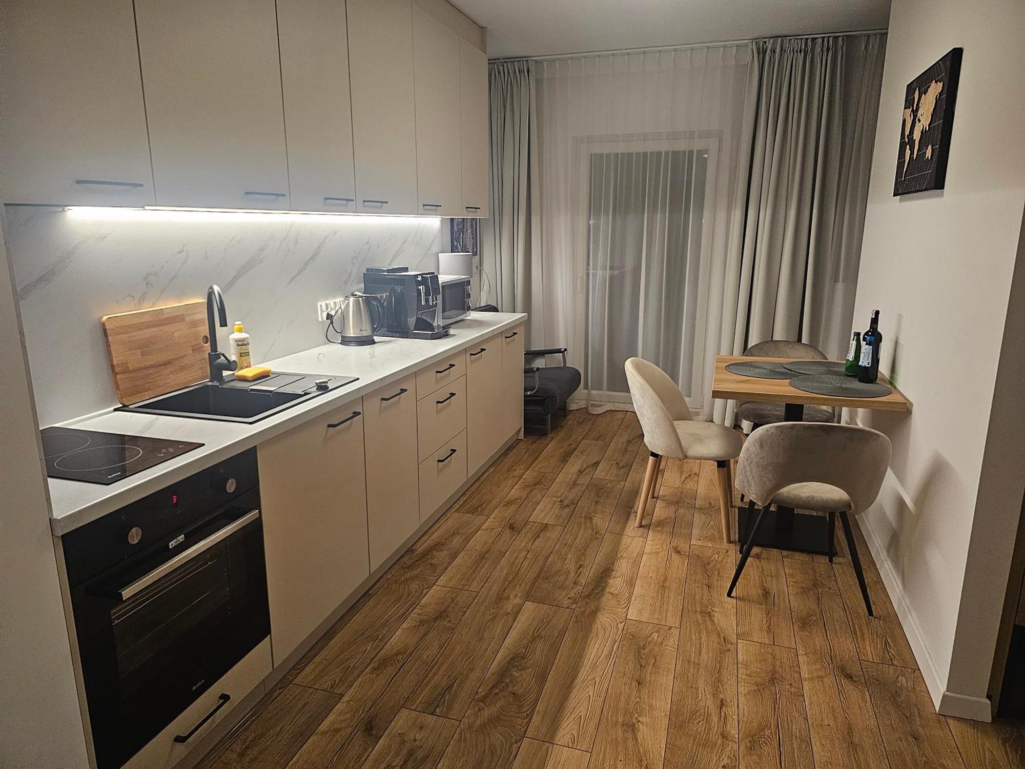 City Sense New Apartments - Main Station And City Center Breslavia Esterno foto