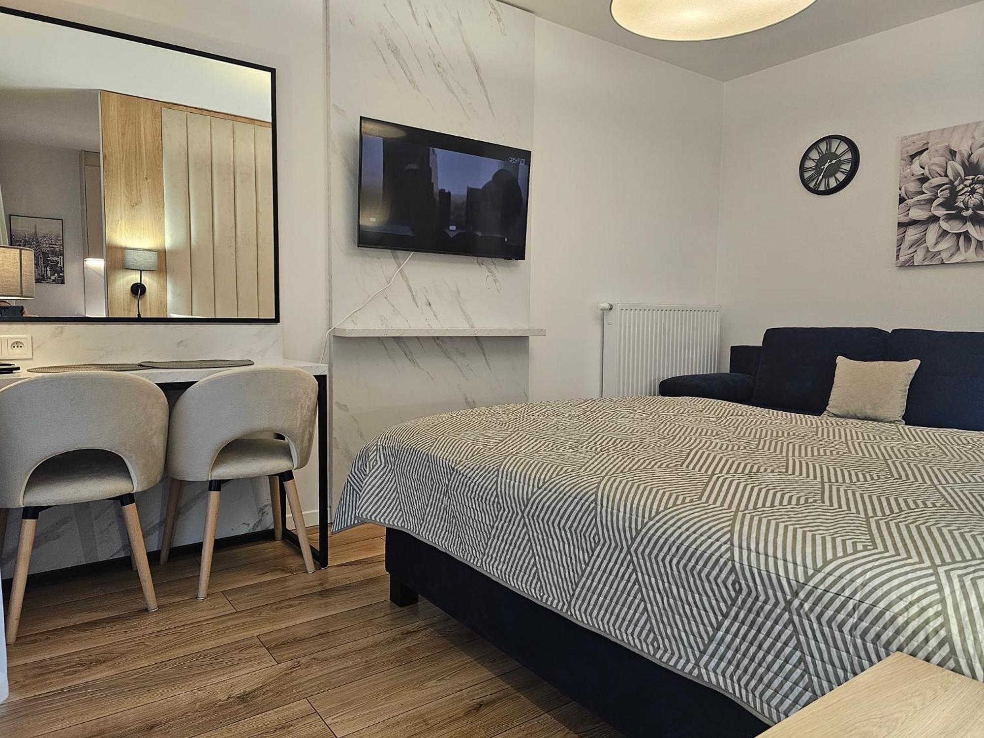 City Sense New Apartments - Main Station And City Center Breslavia Esterno foto