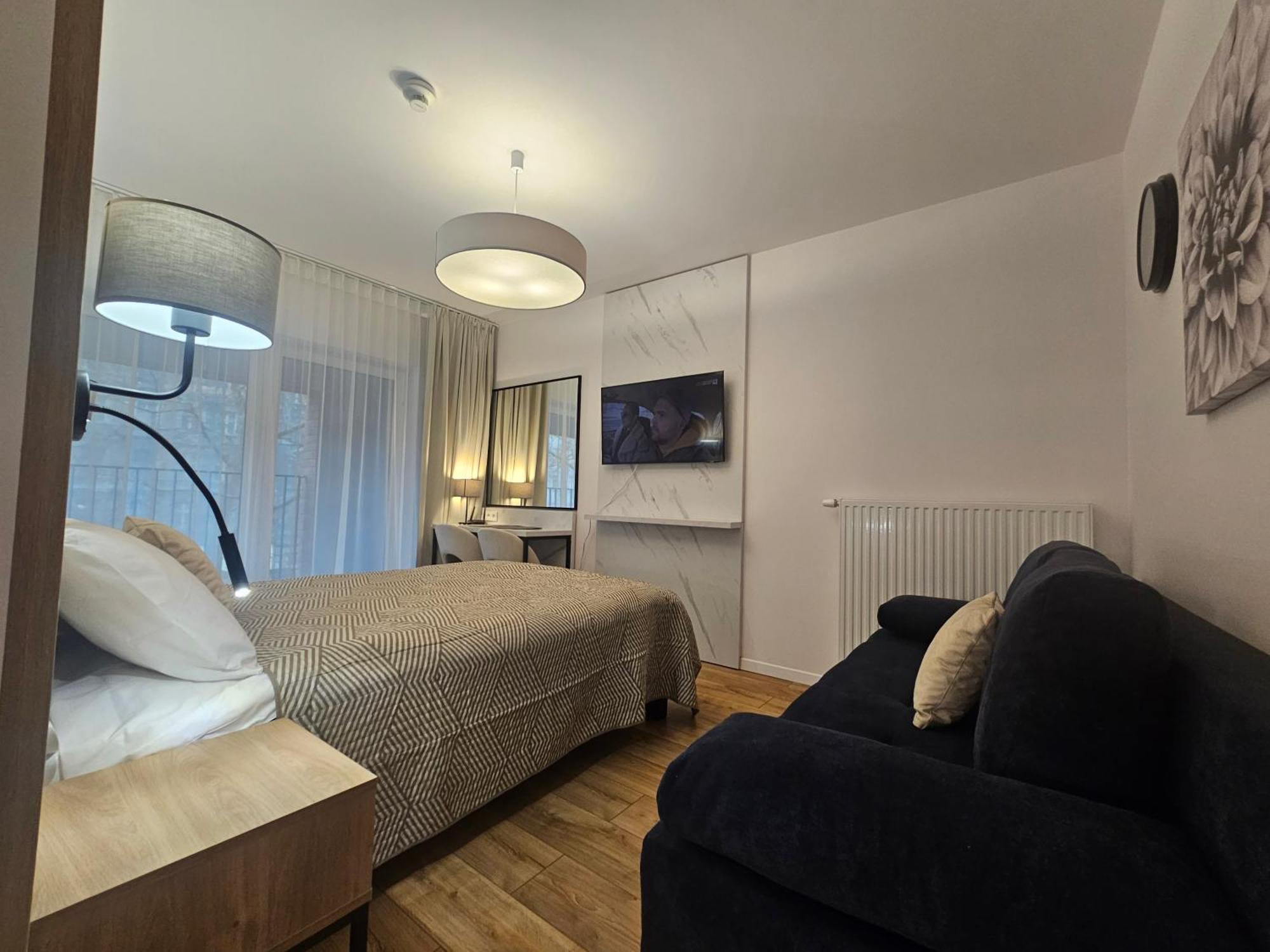 City Sense New Apartments - Main Station And City Center Breslavia Esterno foto