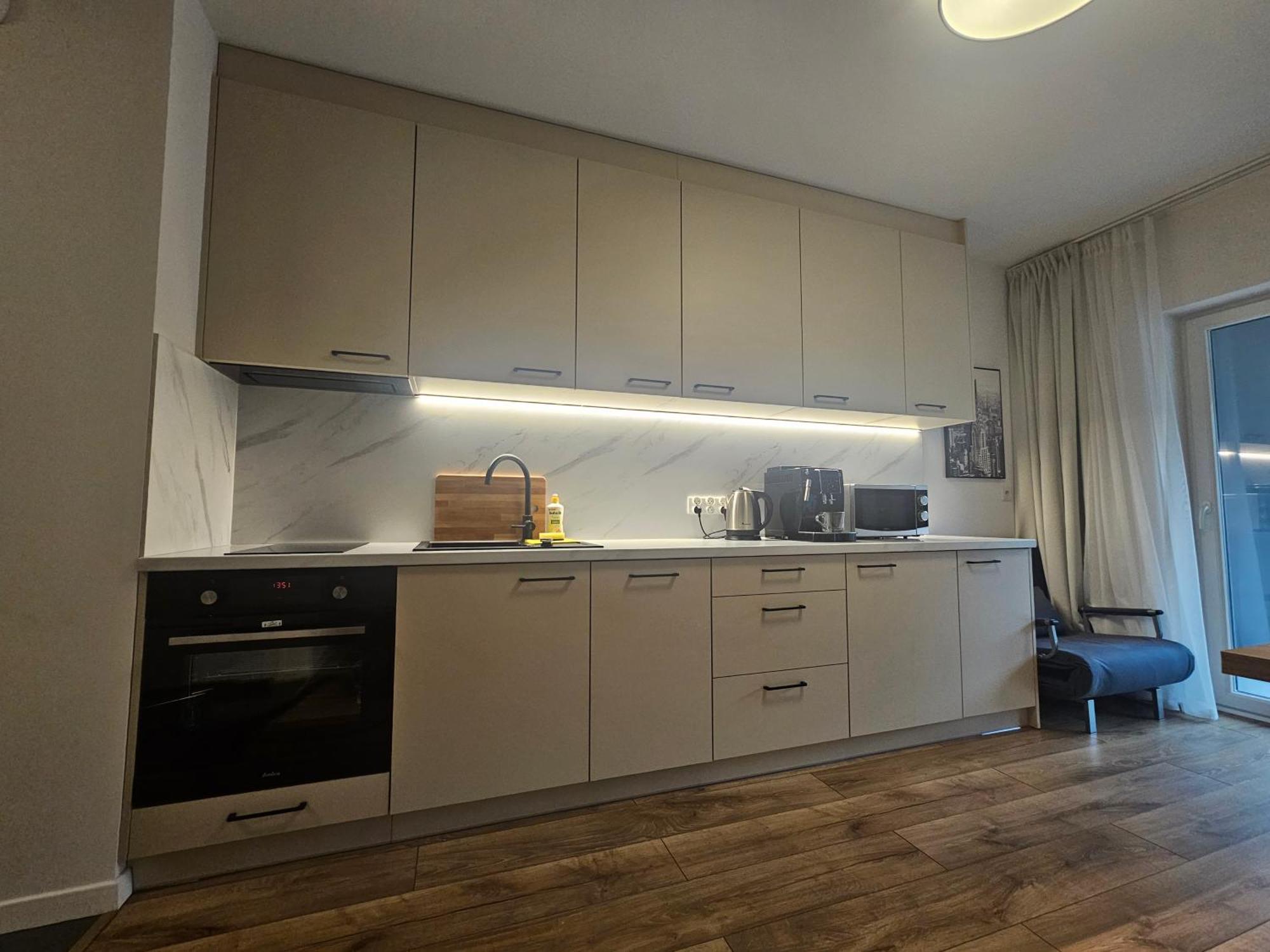 City Sense New Apartments - Main Station And City Center Breslavia Esterno foto