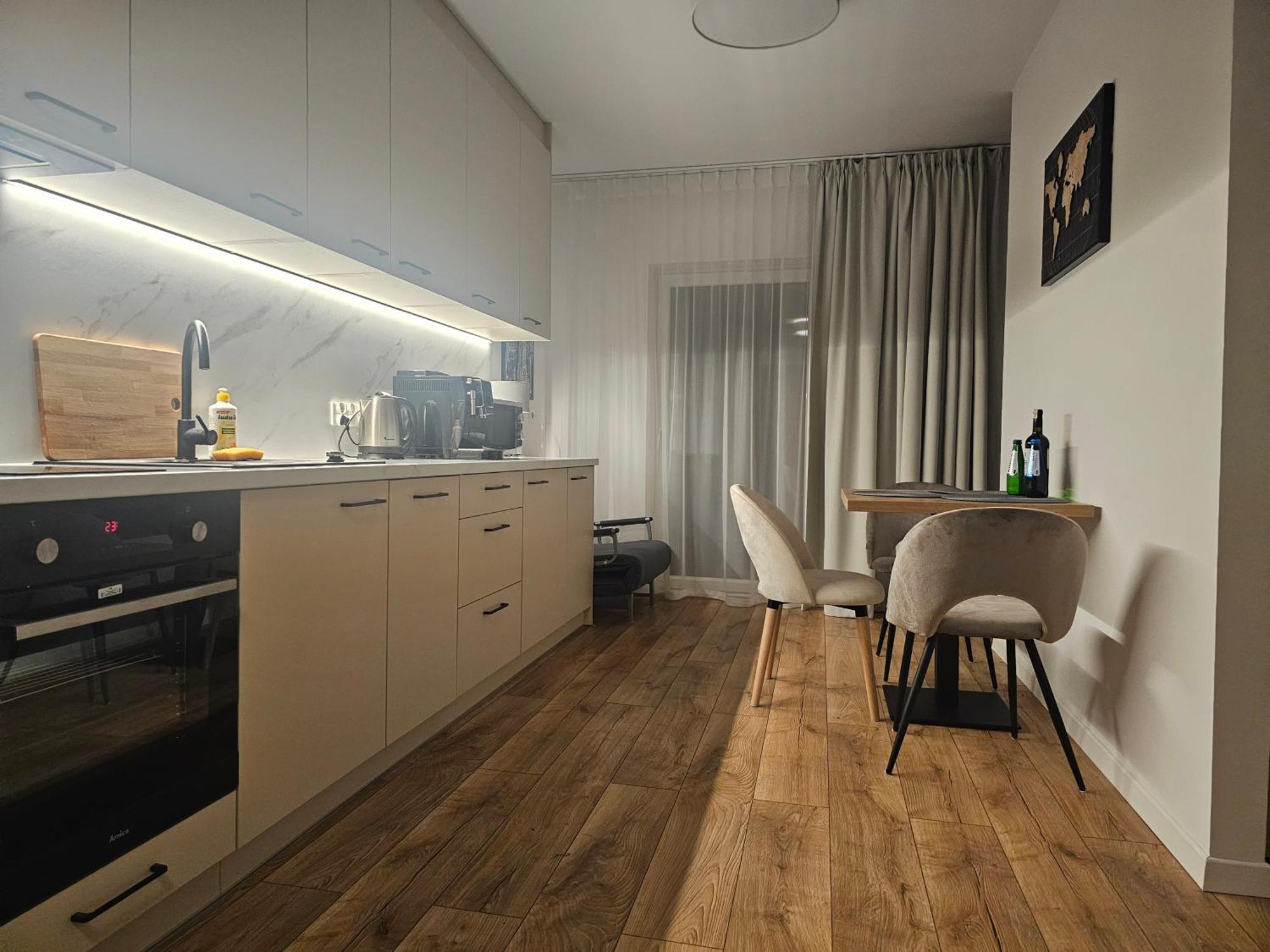 City Sense New Apartments - Main Station And City Center Breslavia Esterno foto