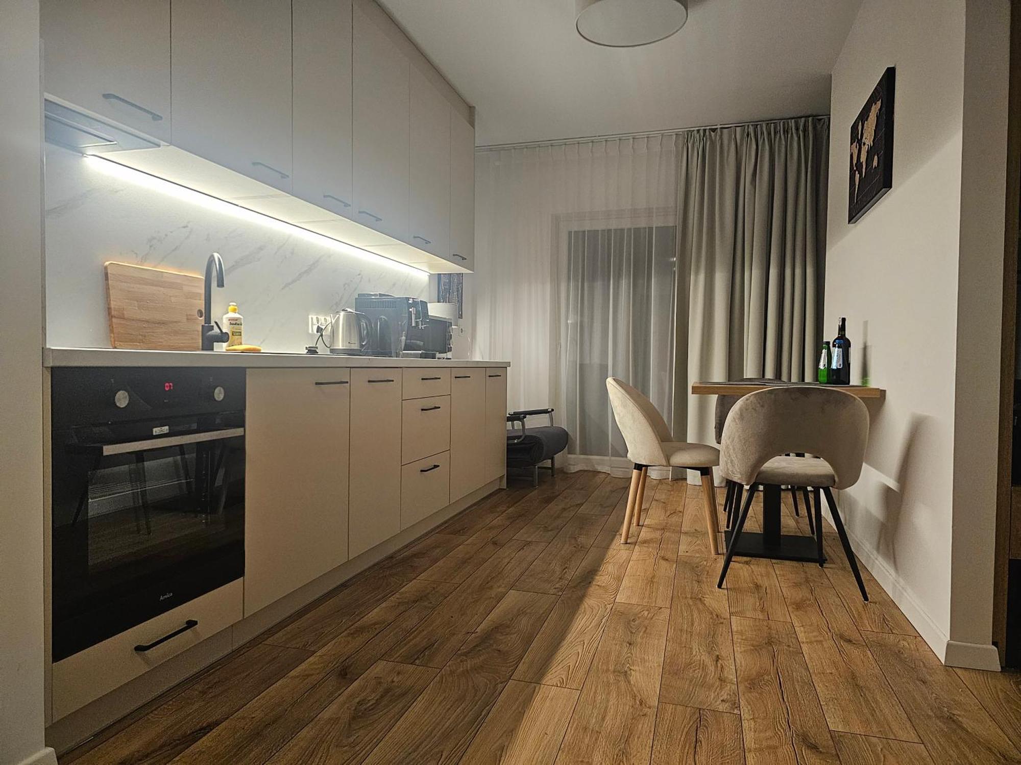 City Sense New Apartments - Main Station And City Center Breslavia Esterno foto