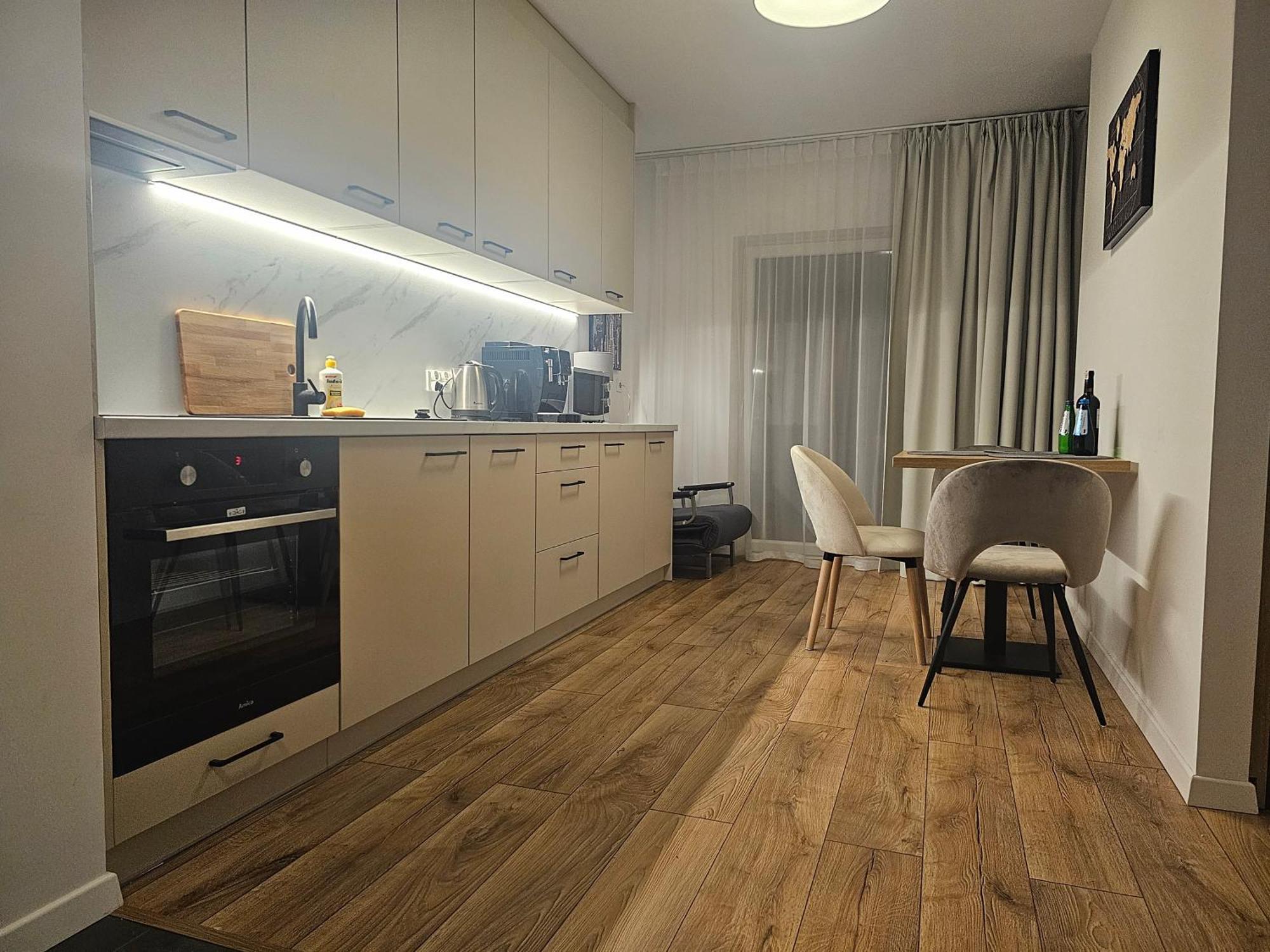 City Sense New Apartments - Main Station And City Center Breslavia Esterno foto
