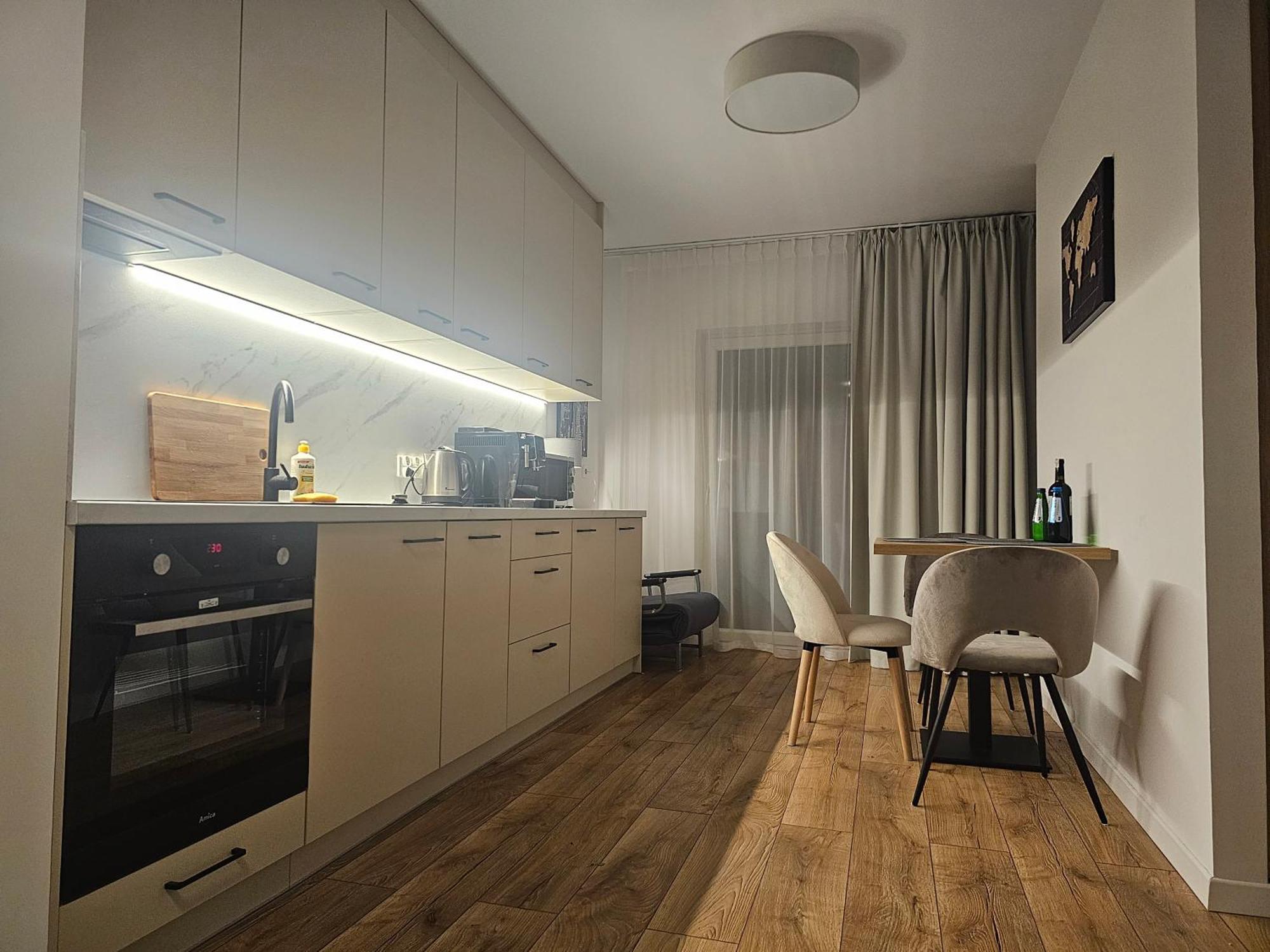 City Sense New Apartments - Main Station And City Center Breslavia Esterno foto