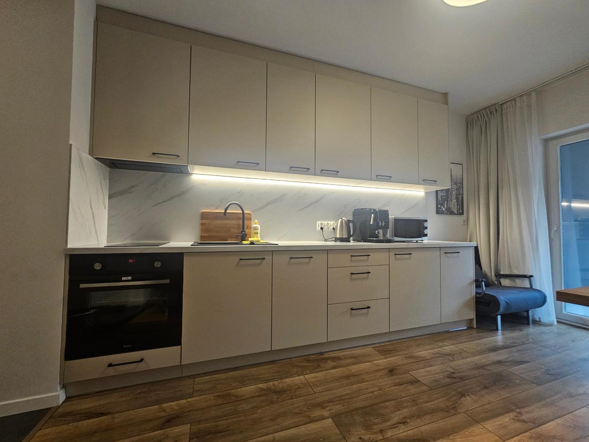 City Sense New Apartments - Main Station And City Center Breslavia Esterno foto