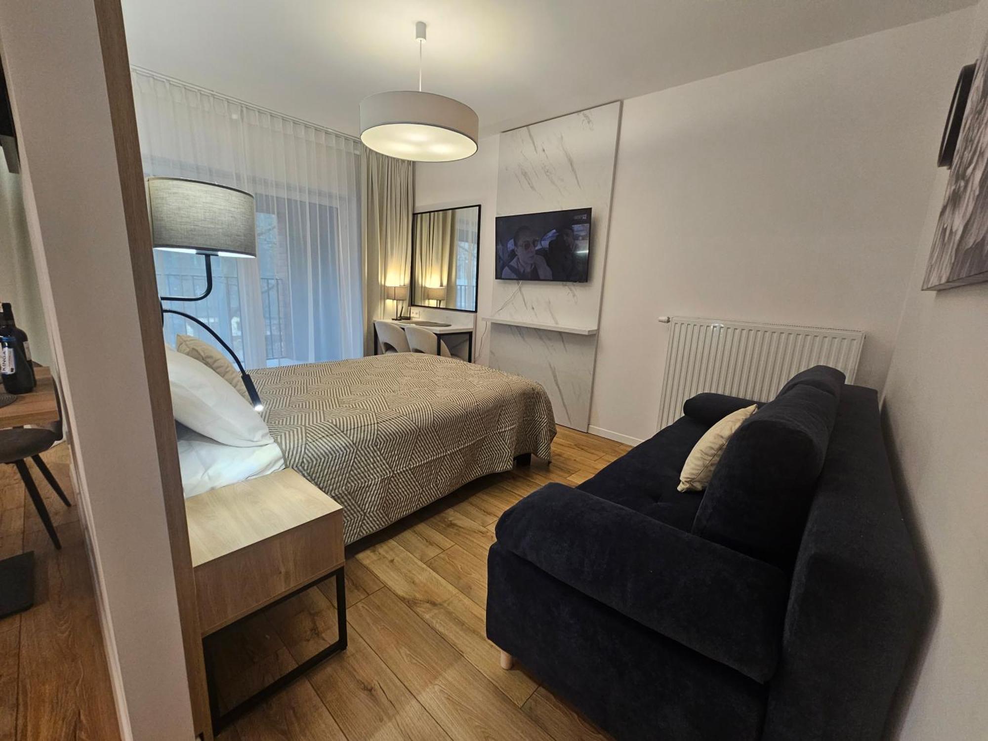 City Sense New Apartments - Main Station And City Center Breslavia Esterno foto