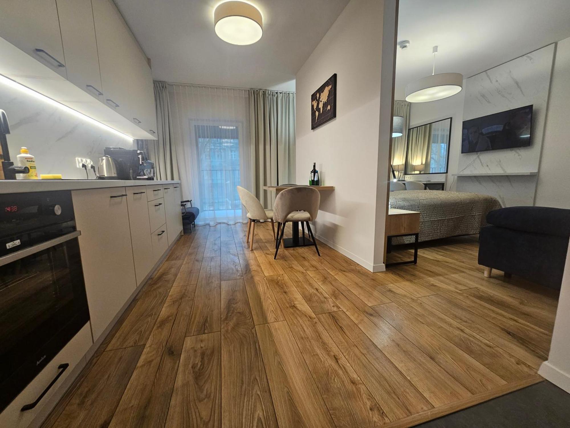 City Sense New Apartments - Main Station And City Center Breslavia Esterno foto