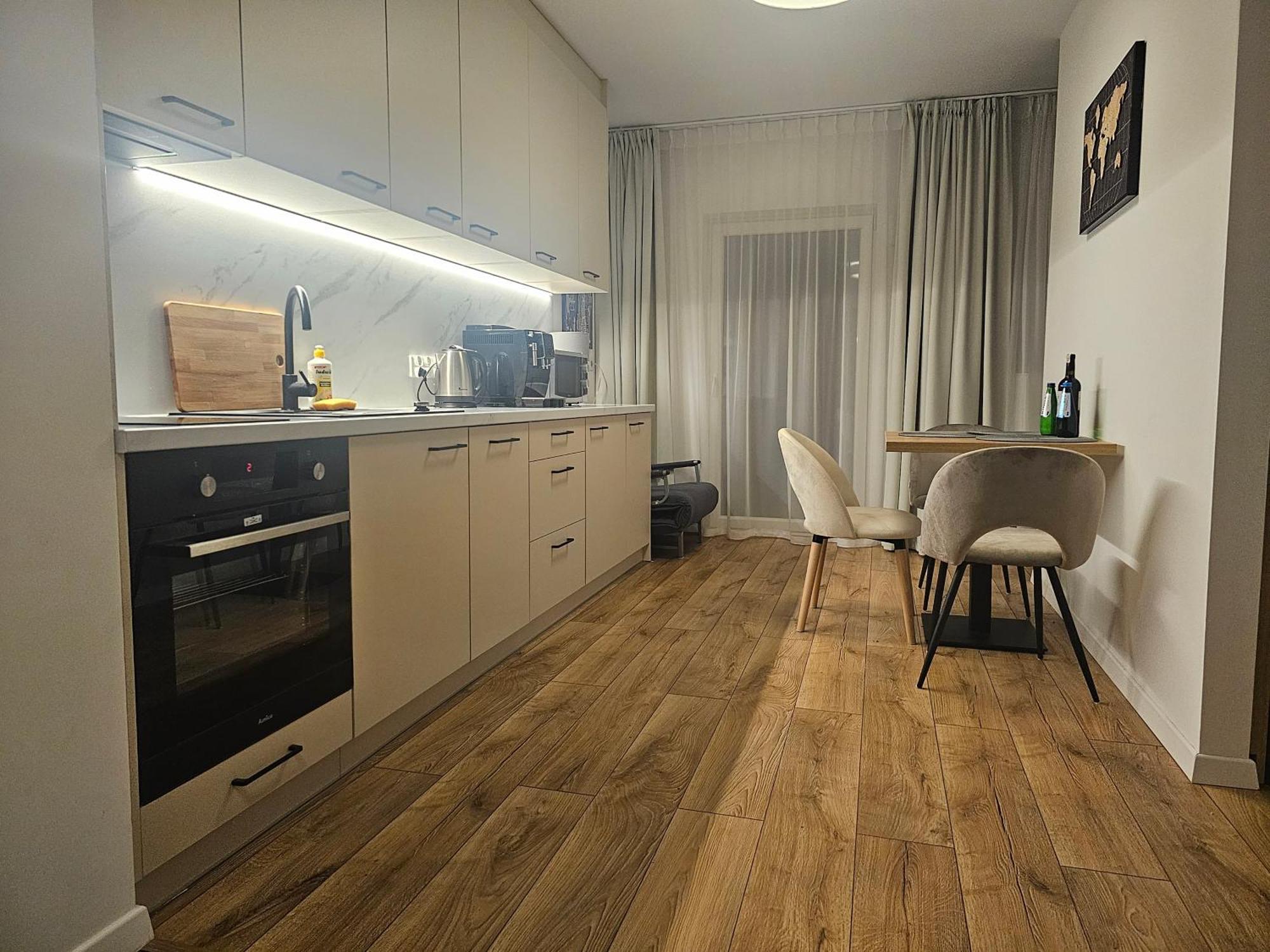 City Sense New Apartments - Main Station And City Center Breslavia Esterno foto